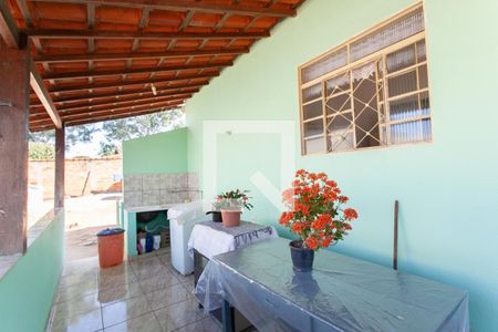 Casa à venda com 140m², 3 quartos e 5 vagasÁrea de serviço com varanda