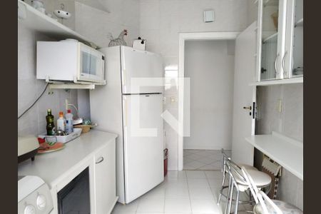 Apartamento para alugar com 180m², 3 quartos e 1 vaga Apartamento para alugar com 180m², 3 quartos e 1 vagaCozinha