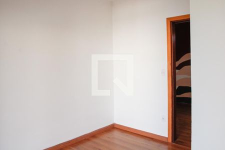 Casa de condomínio para alugar com 280m², 5 quartos e 4 vagasQuarto 2