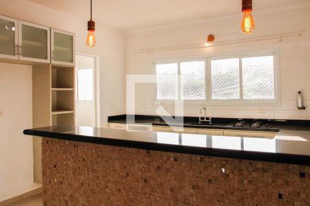 Casa de condomínio para alugar com 280m², 5 quartos e 4 vagasCozinha