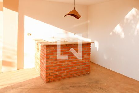 Casa de condomínio para alugar com 280m², 5 quartos e 4 vagasChurrasqueira