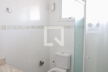 Casa de condomínio para alugar com 280m², 5 quartos e 4 vagasBanheiro 