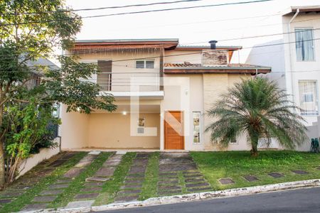 Casa de condomínio para alugar com 280m², 5 quartos e 4 vagasFachada