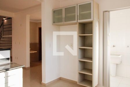 Casa de condomínio para alugar com 280m², 5 quartos e 4 vagasCozinha