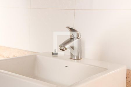 Casa de condomínio para alugar com 280m², 5 quartos e 4 vagasBanheiro Quarto 1