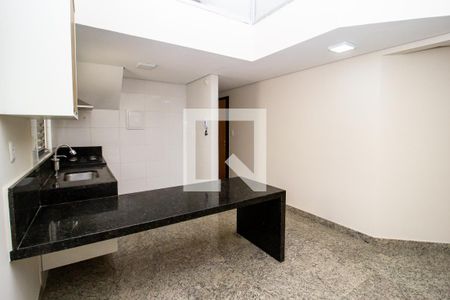 Sala de apartamento para alugar com 2 quartos, 112m² em Serra, Belo Horizonte
