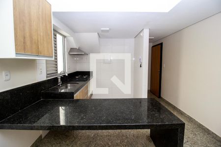 Cozinha de apartamento para alugar com 2 quartos, 112m² em Serra, Belo Horizonte