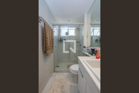 Apartamento à venda com 78m², 2 quartos e 2 vagasBanheiro da Suíte 1