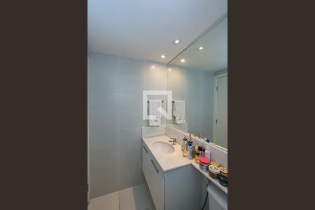 Apartamento à venda com 78m², 2 quartos e 2 vagasBanheiro da Suíte 2