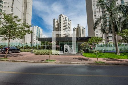 Apartamento à venda com 78m², 2 quartos e 2 vagasFachada
