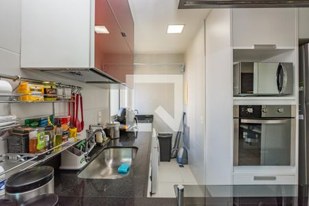 Apartamento à venda com 78m², 2 quartos e 2 vagasCozinha