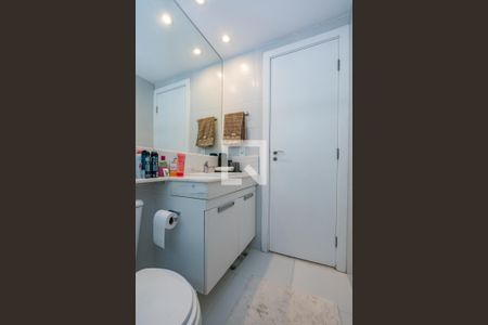 Apartamento à venda com 78m², 2 quartos e 2 vagasBanheiro da Suíte 1