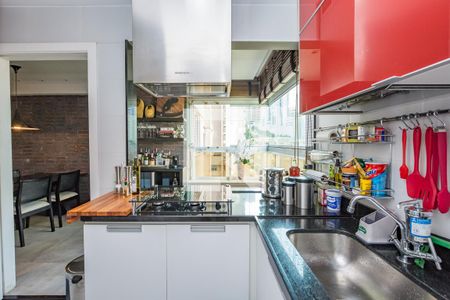 Apartamento à venda com 78m², 2 quartos e 2 vagasCozinha