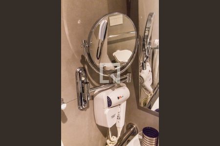 Apartamento para alugar com 33m², 1 quarto e 1 vagaDetalhe do banheiro