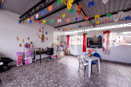 Casa à venda com 200m², 4 quartos e 4 vagas Casa à venda com 200m², 4 quartos e 4 vagasÁrea de Lazer 2