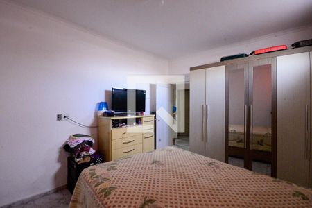 Casa à venda com 200m², 4 quartos e 4 vagas Casa à venda com 200m², 4 quartos e 4 vagasQuarto 2