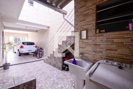 Casa à venda com 200m², 4 quartos e 4 vagas Casa à venda com 200m², 4 quartos e 4 vagasÁrea de Serviço 1