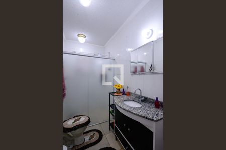 Casa à venda com 200m², 4 quartos e 4 vagas Casa à venda com 200m², 4 quartos e 4 vagasBanheiro 2