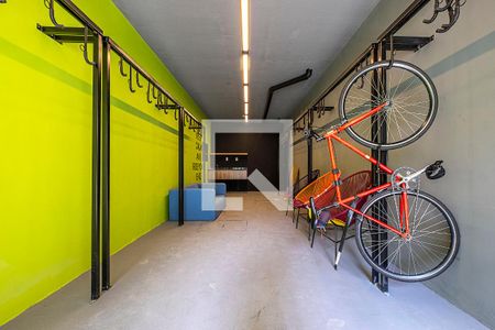 Área comum - Bicicletário de kitnet/studio para alugar com 1 quarto, 25m² em Pinheiros, São Paulo