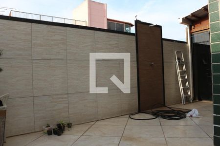 Apartamento à venda com 173m², 3 quartos e 3 vagasQuintal 