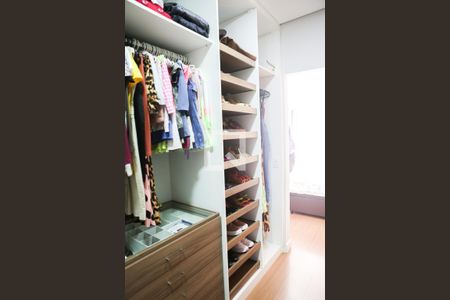 Casa à venda com 120m², 2 quartos e 2 vagasCloset da suíte 1