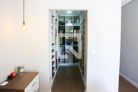 Casa à venda com 120m², 2 quartos e 2 vagasCloset da suíte 1