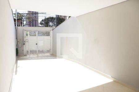 Casa à venda com 120m², 2 quartos e 2 vagasGaragem