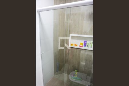 Casa à venda com 120m², 2 quartos e 2 vagasBanheiro da Suíte 2