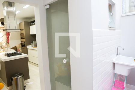 Casa à venda com 120m², 2 quartos e 2 vagasCozinha - Sala de Jantar