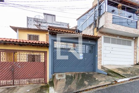 Casa para alugar com 72m², 2 quartos e 1 vagaFachada