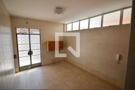 Apartamento à venda com 66m², 2 quartos e sem vagaHall
