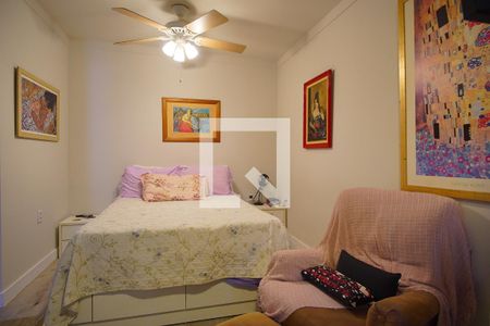 Quarto  Suíte  de apartamento à venda com 2 quartos, 140m² em Vila Ipiranga, Porto Alegre