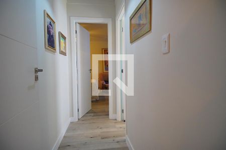 Apartamento à venda com 140m², 2 quartos e 2 vagasCorredor 