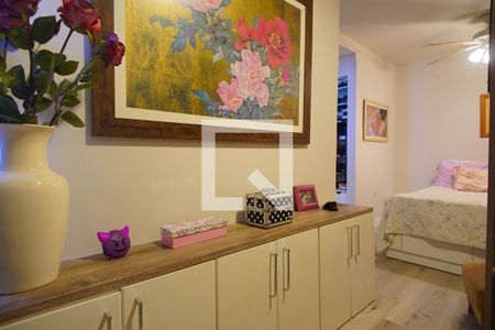 Escritório  de apartamento à venda com 2 quartos, 140m² em Vila Ipiranga, Porto Alegre