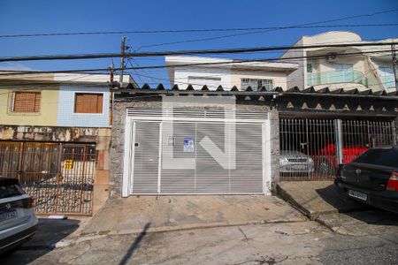 Casa à venda com 250m², 3 quartos e 2 vagasFachada