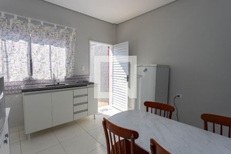 Casa para alugar com 25m², 1 quarto e sem vagaCozinha 