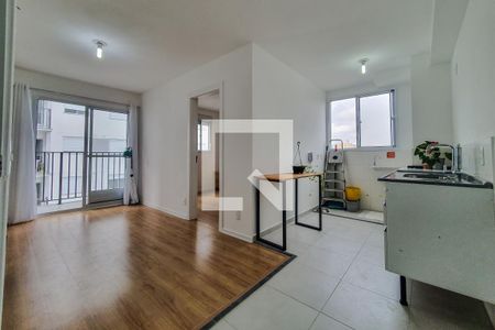 sala de apartamento para alugar com 2 quartos, 39m² em Cambuci, São Paulo