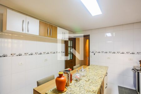 Casa à venda com 131m², 3 quartos e 3 vagas Casa à venda com 131m², 3 quartos e 3 vagasCozinha