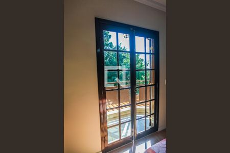 Casa à venda com 131m², 3 quartos e 3 vagas Casa à venda com 131m², 3 quartos e 3 vagasSuíte - Varanda