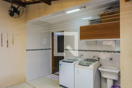 Casa à venda com 131m², 3 quartos e 3 vagas Casa à venda com 131m², 3 quartos e 3 vagasÁrea de Serviço