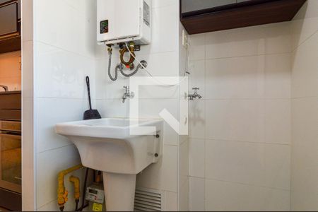 Apartamento à venda com 74m², 2 quartos e 2 vagasÁrea de Serviço