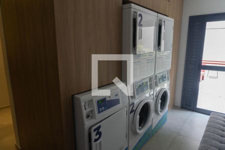 Studio à venda com 29m², 1 quarto e sem vaga Studio à venda com 29m², 1 quarto e sem vagaÁrea comum - Lavanderia