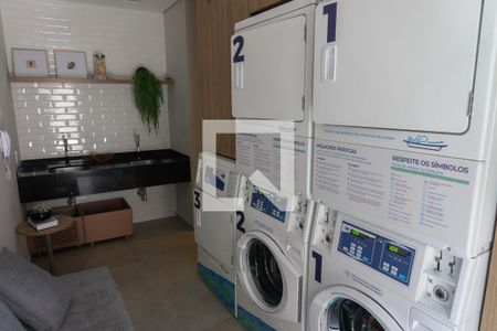 Studio à venda com 29m², 1 quarto e sem vaga Studio à venda com 29m², 1 quarto e sem vagaÁrea comum - Lavanderia