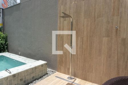 Studio à venda com 29m², 1 quarto e sem vaga Studio à venda com 29m², 1 quarto e sem vagaÁrea comum - Piscina
