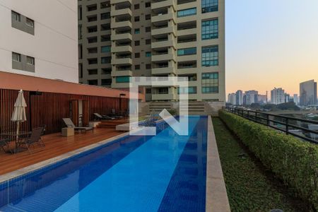 Apartamento à venda com 92m², 2 quartos e 2 vagasÁrea comum - Piscina