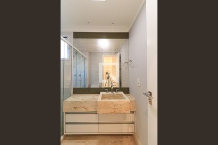 Apartamento à venda com 92m², 2 quartos e 2 vagasBanheiro da Suíte 2