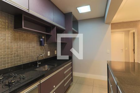 Apartamento à venda com 92m², 2 quartos e 2 vagasCozinha