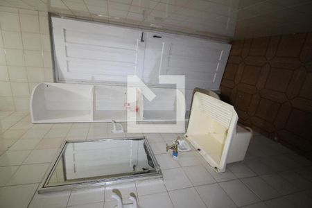 Casa para alugar com 180m², 3 quartos e 2 vagasBanheiro