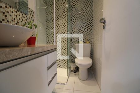 Apartamento para alugar com 70m², 2 quartos e 2 vagasBanheiro comum