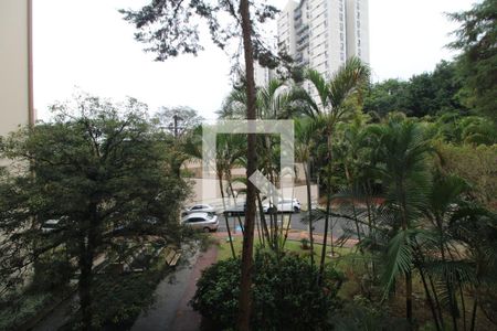 Vista janela da sala de apartamento para alugar com 2 quartos, 70m² em Sitio Tapera, São Paulo